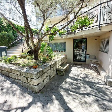 studio rue ménard près de la tour magne Nîmes Esterno foto