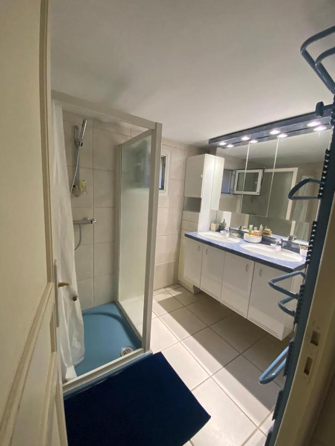studio rue ménard près de la tour magne Nîmes Esterno foto